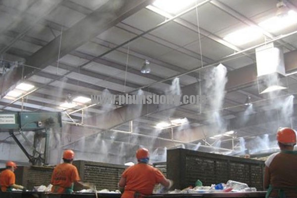Phun sương Hoàng Hà dùng trong nhà xưởng ở  Nghệ An