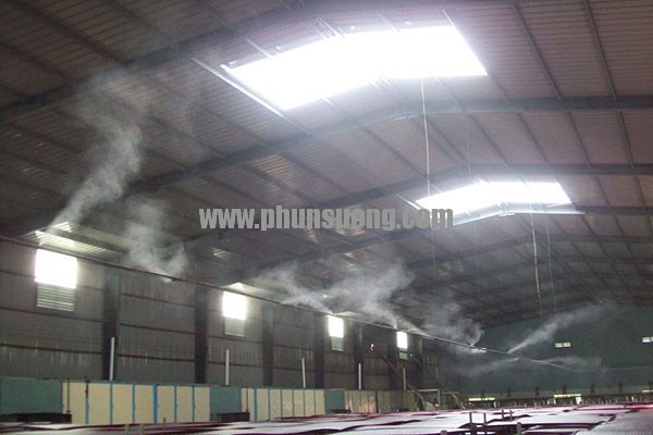 Phun sương Hoàng Hà dùng trong nhà xưởng ở Lào Cai